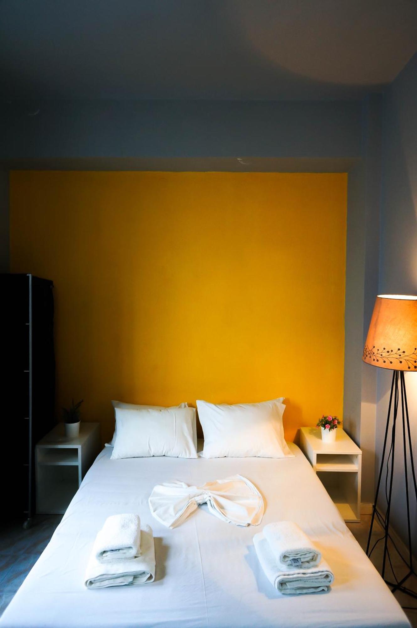 Fira Central Apartments With Veranda Bilik gambar